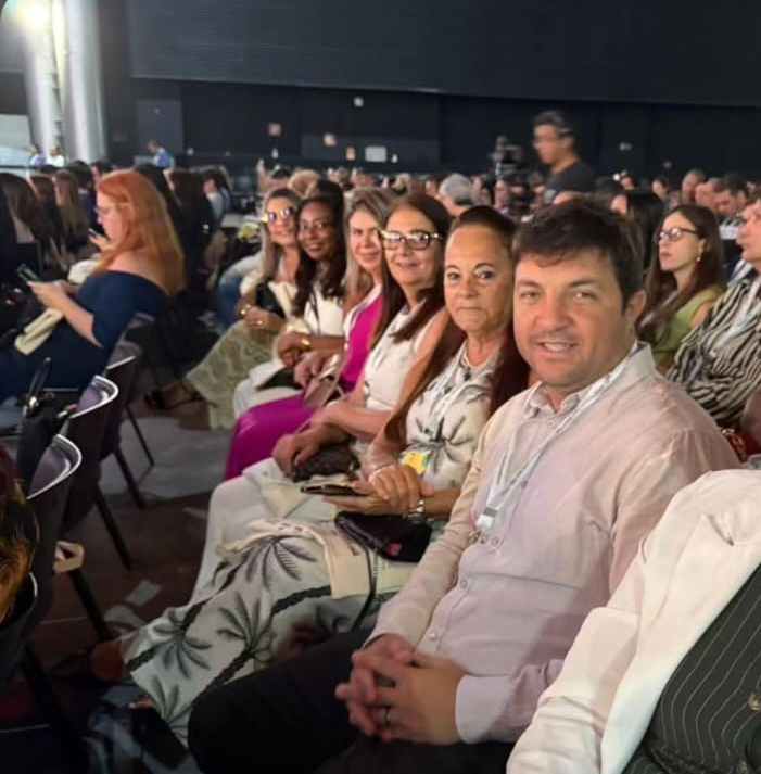 Pela qualidade do ensino, Simão Pereira participa de congresso nacional de Educação